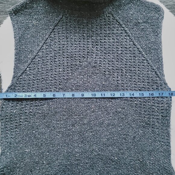 Banana Republic Wool Blend Cowlneck Sleeveless Sweater in Speckled Grey Size S - Picture 5 of 8